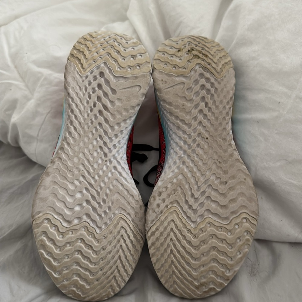 Epic React Flyknit 2 "Black/Hyper Jade" Sneakers - image 5